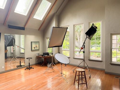 inside cyr photography studio